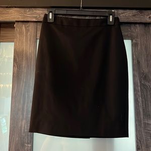 Banana Republic Black Pencil Skirt - US 0 - Excellent Condition